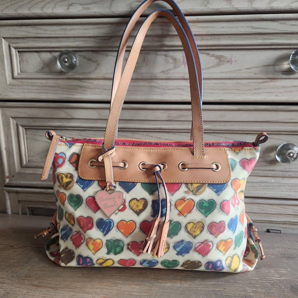 Like New Dooney & Bourke Crayon Hearts Canvas Coated Leather Shoulder Bag